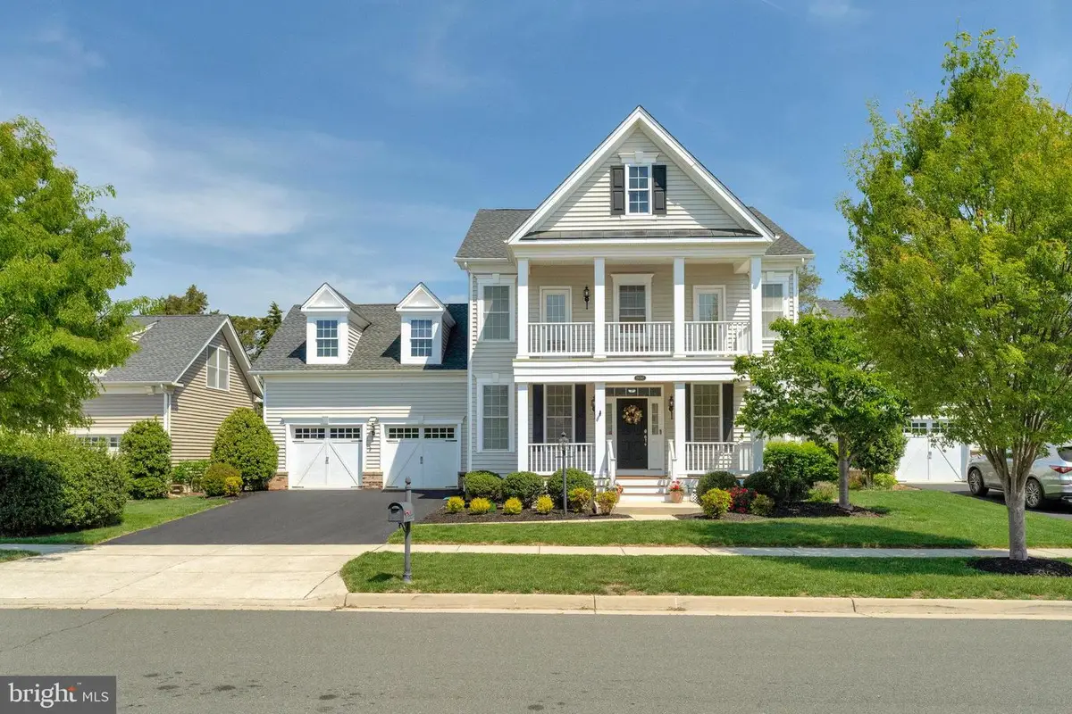 24247 Purple Finch Dr, Aldie, VA 20105 - #1