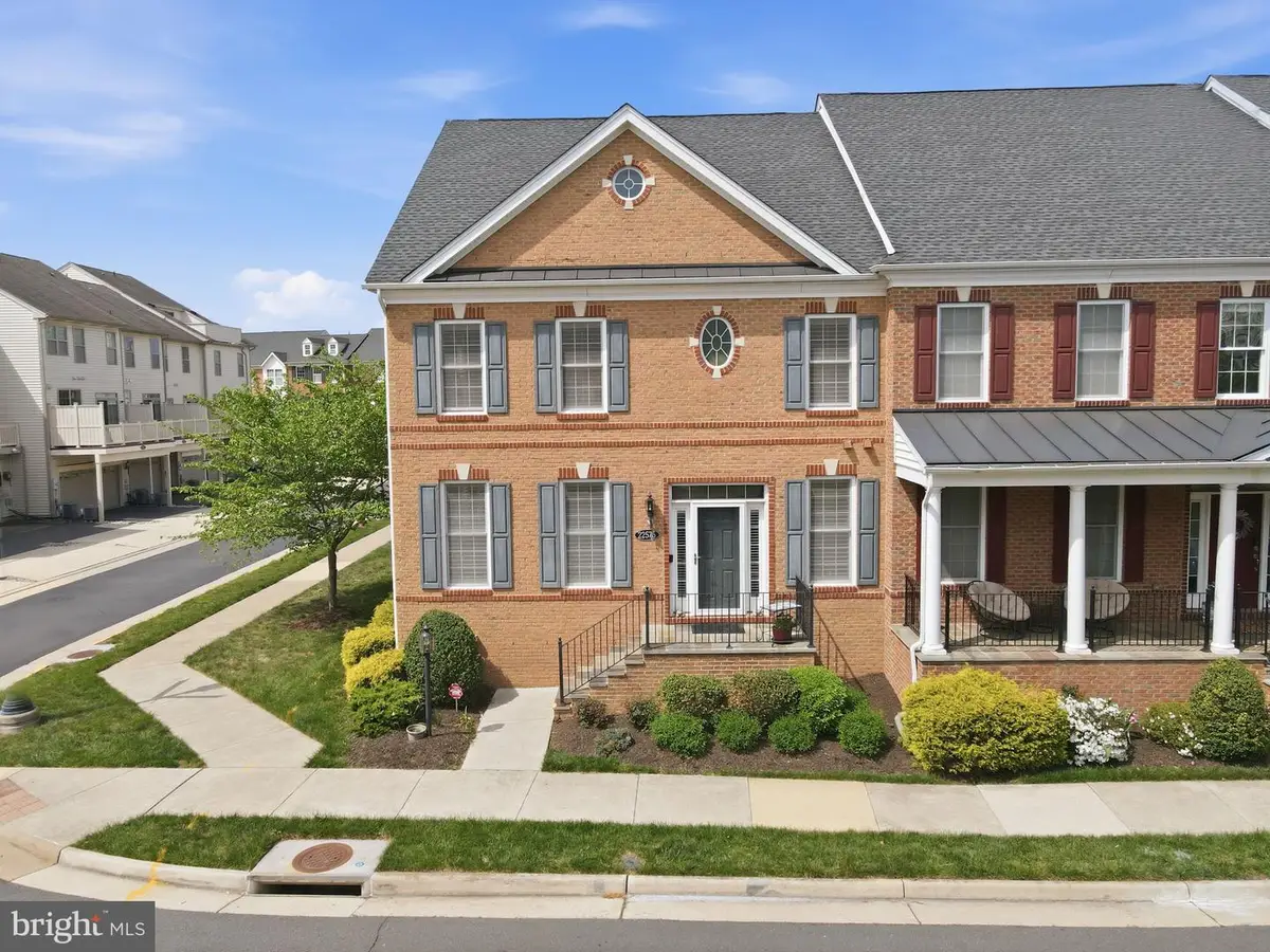 22575 Willington Sq, Ashburn, VA 20148 - #1