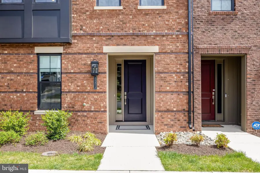 22212 Foundation Dr, Ashburn, VA 20148 - #2