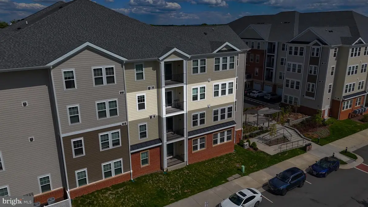 700 Mount Airy Ter Ne #301, Leesburg, VA 20176 - #1