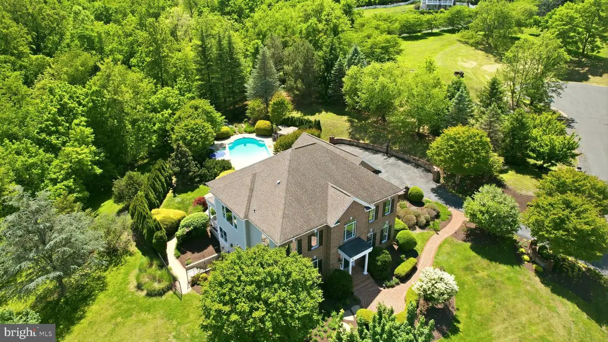35191 Dornoch Ct, Round Hill, VA 20141 - #1