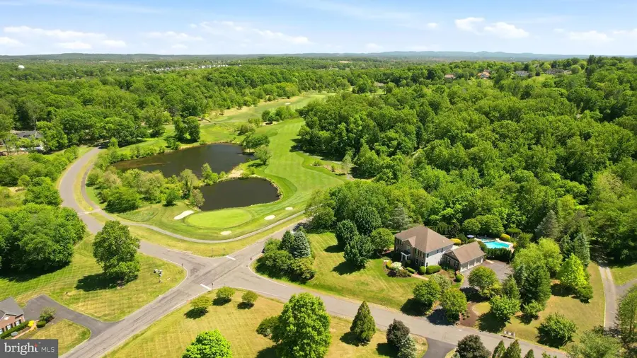 35191 Dornoch Ct, Round Hill, VA 20141 - #3