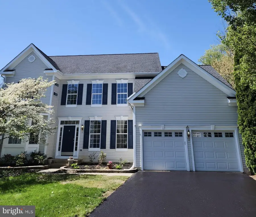 17565 Brookville Ct, Round Hill, VA 20141 - #2