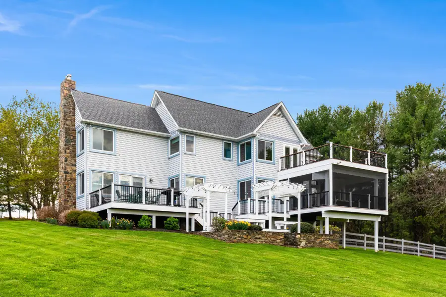 35571 Suffolk Ln, Hillsboro, VA 20132 - #2