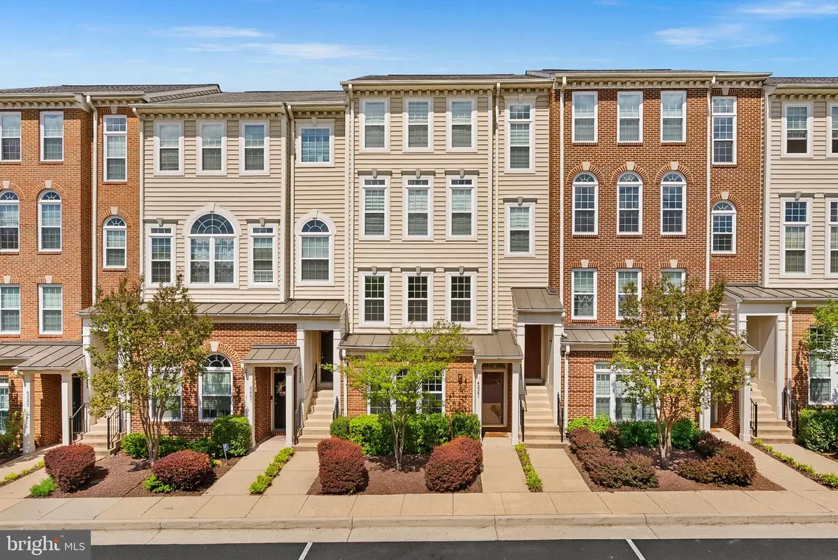 42261 Terrazzo Ter, Aldie, VA 20105 - #1