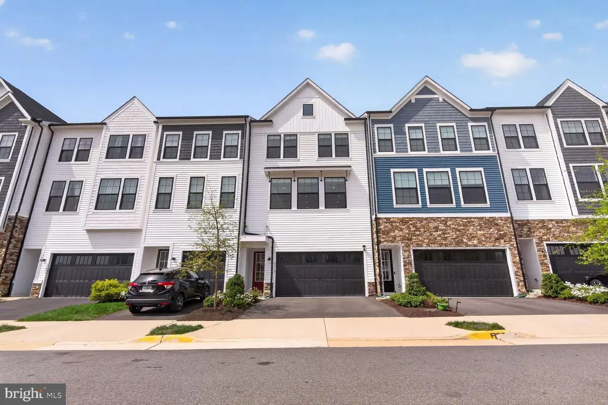 25469 Nichols Orchard Ter, Chantilly, VA 20152 - #1