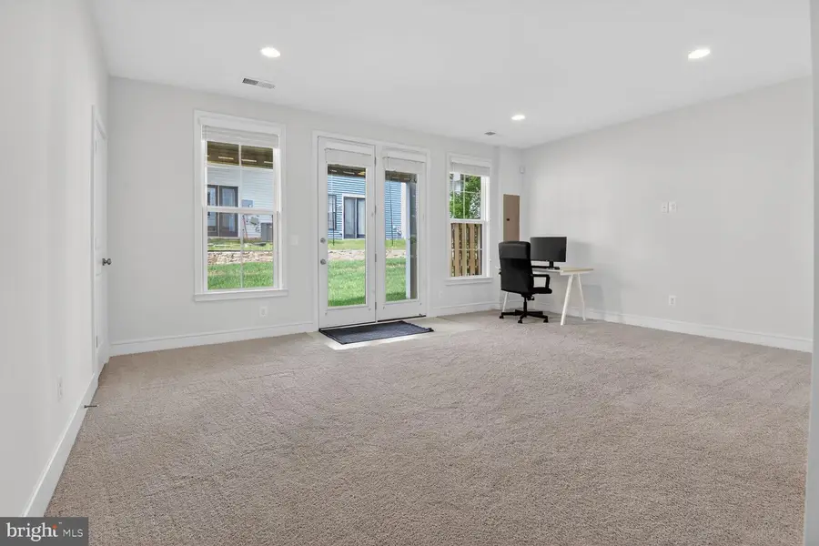 25469 Nichols Orchard Ter, Chantilly, VA 20152 - #3