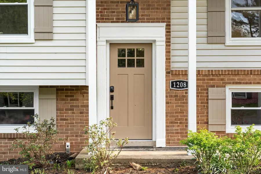 1208 E Iberia Rd, Sterling, VA 20164 - #2