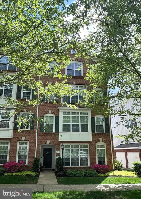 43537 Mahala St, LEESBURG, VA 20176