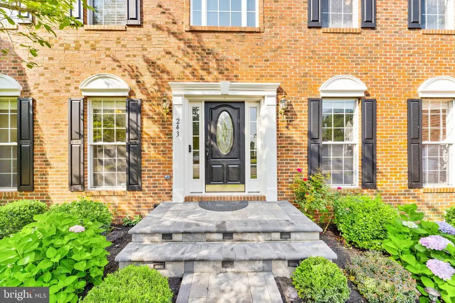 243 Mindy Ct Se, Leesburg, VA 20175 - #3