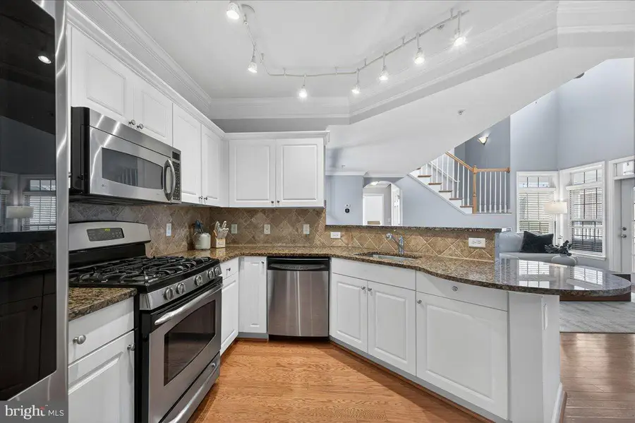502 Sunset View Ter Se #303, Leesburg, VA 20175 - #2