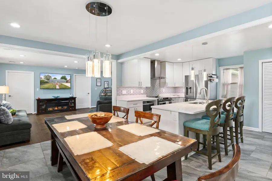 608 Ne Blue Ridge Ave Ne, Leesburg, VA 20176 - #2