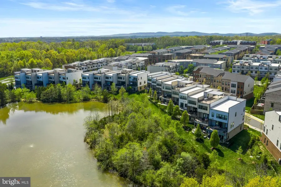 23070 Sullivans Cove, Brambleton, VA 20148 - #3