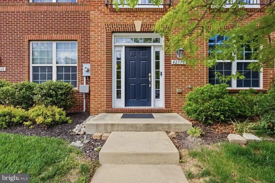42770 Hay Rd, Ashburn, VA 20147 - #2