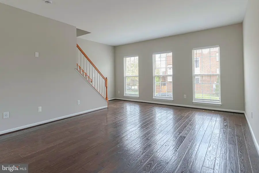 21933 Halburton Ter, Broadlands, VA 20148 - #2