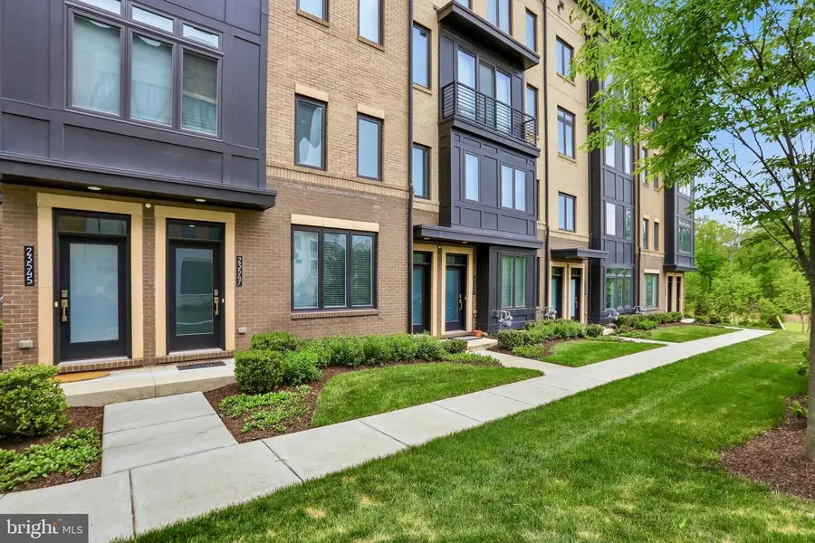 23553 Bingley Manor Ter, Ashburn, VA 20148 - #2