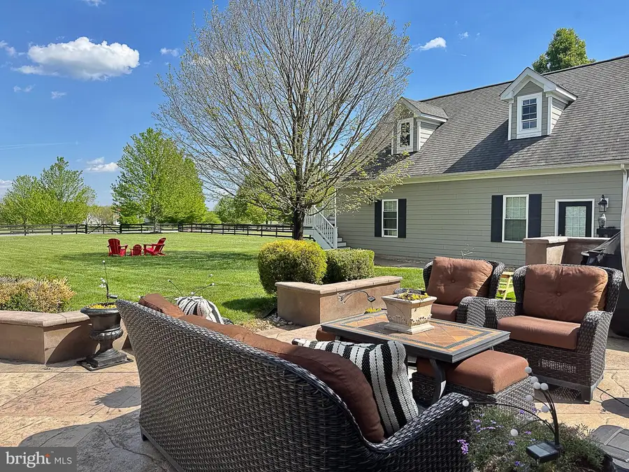 13214 Greenstaff Ln, Lovettsville, VA 20180 - #3