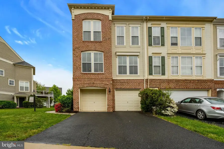 23418 Spice Bush Ter, Brambleton, VA 20148 - #2