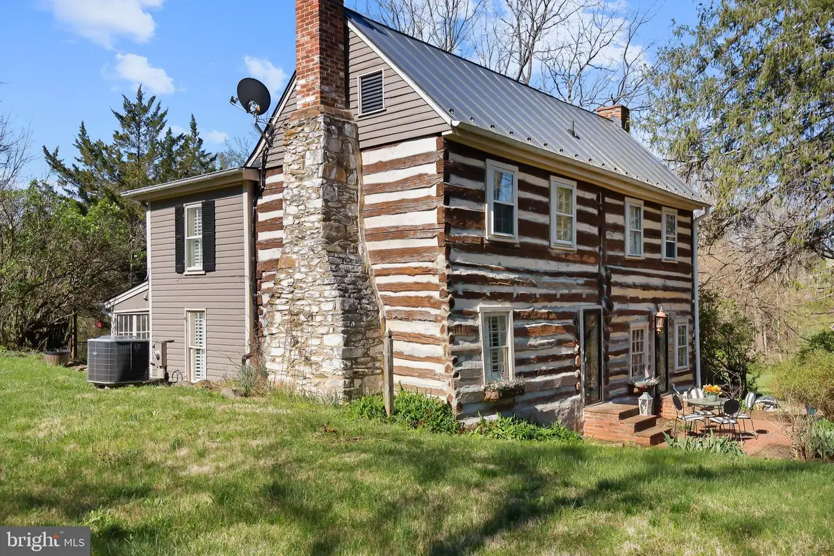 37275 Charles Town Pike, Hillsboro, VA 20132 - #1