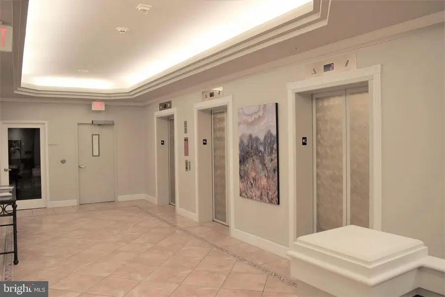 19355 Cypress Ridge Ter #314, Leesburg, VA 20176 - #3