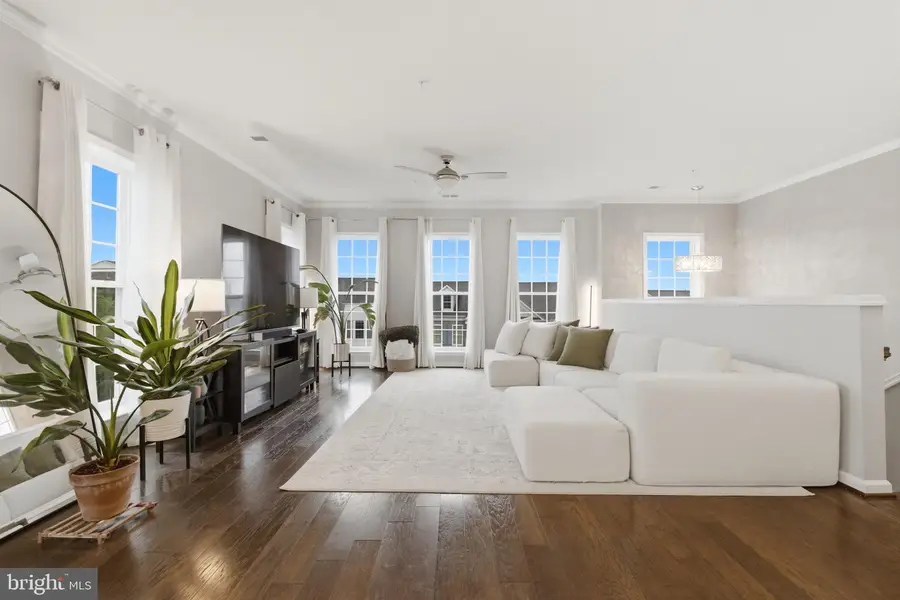 20718 Erskine Ter, Ashburn, VA 20147 - #3