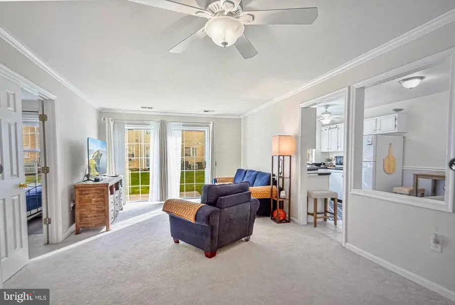 1130 Huntmaster Ter Ne #102, Leesburg, VA 20176 - #3