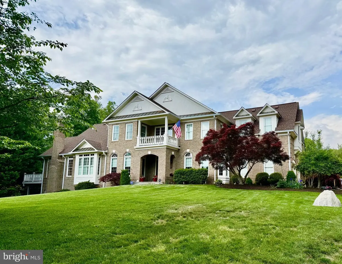 20283 Island View Ct, Sterling, VA 20165 - #1