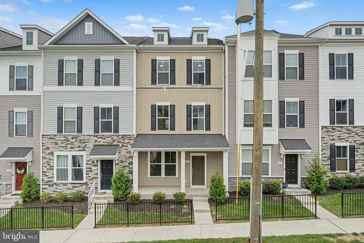 43733 Hay Rd, Ashburn, VA 20147 - #1