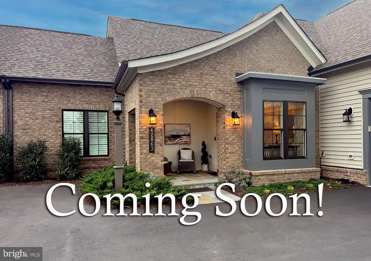 42863 Beaver Crossing Sq, Ashburn, VA 20148 - #1