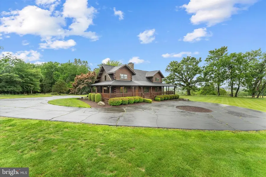 18837 Trinity Church Rd, Purcellville, VA 20132 - #3