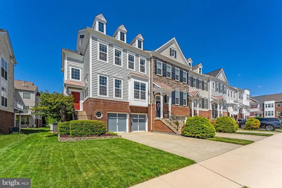43570 Heritage Gap Ter, Chantilly, VA 20152 - #2