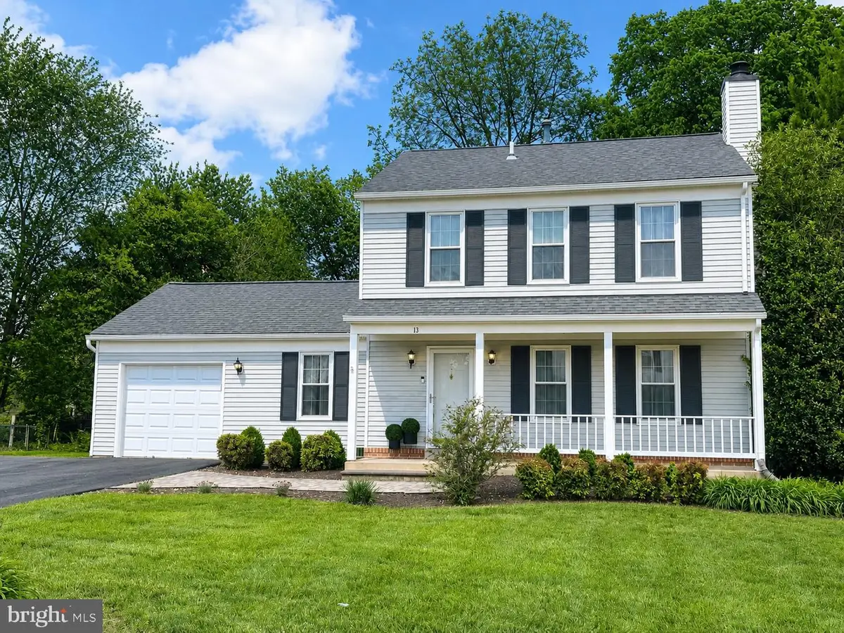 13 Red Wing Ct, Sterling, VA 20164 - #1