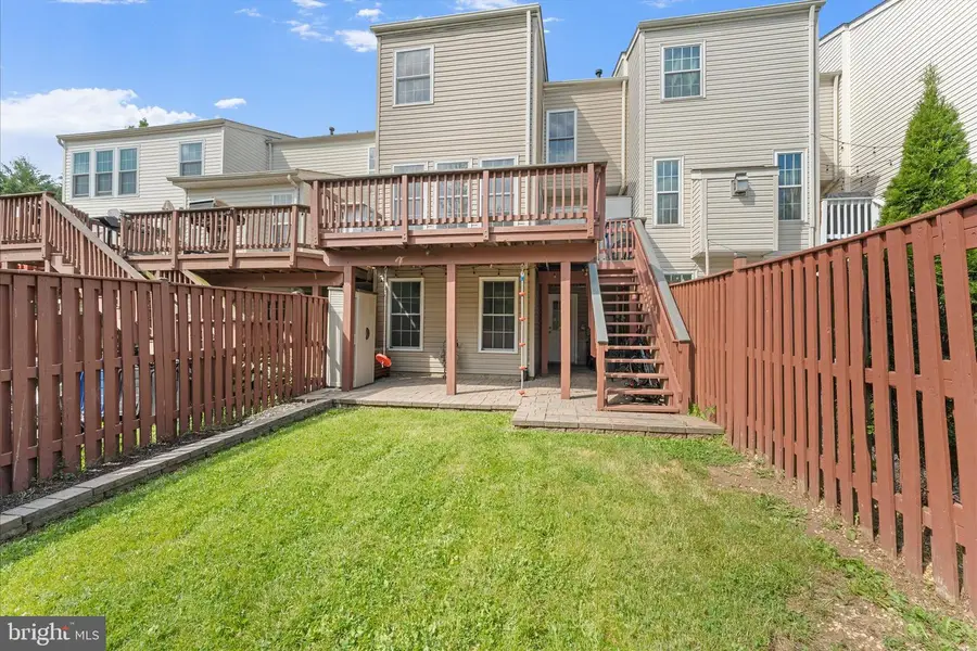 166 Shirley Sq Se, Leesburg, VA 20175 - #2