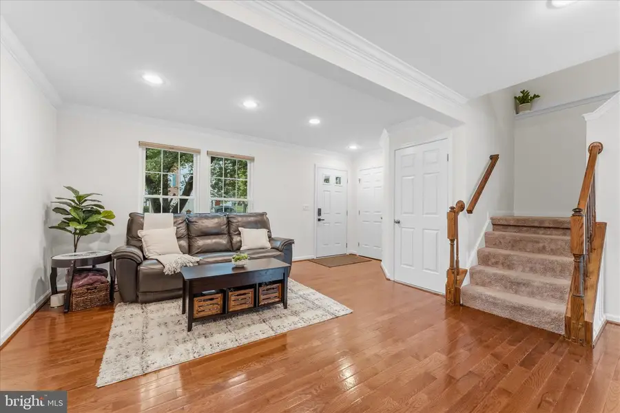 166 Shirley Sq Se, Leesburg, VA 20175 - #3