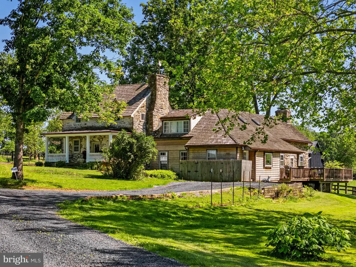 33195 Millville Rd, Upperville, VA 20184 - #1