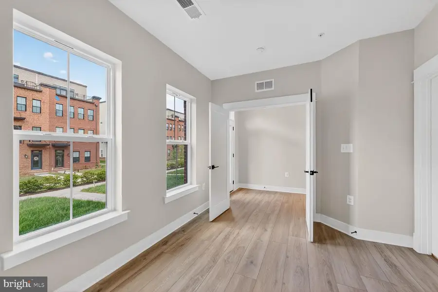 42194 Summer Sun Ter, Ashburn, VA 20148 - #2