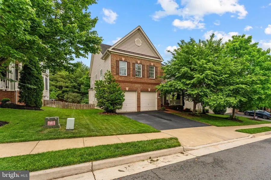 21398 Fairhunt Dr, Ashburn, VA 20148 - #3