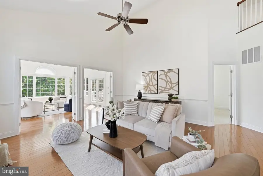 22909 N Brown Sq, Ashburn, VA 20148 - #3