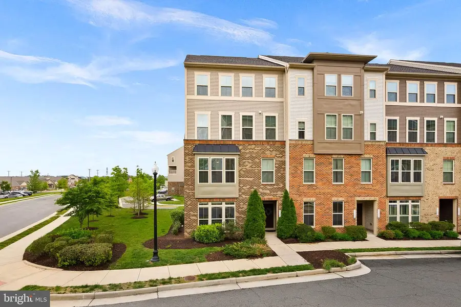 25284 Gray Poplar Ter, Aldie, VA 20105 - #2