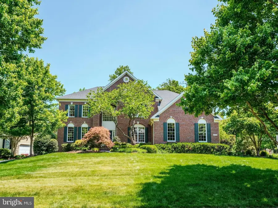 19590 Saratoga Springs Pl, Ashburn, VA 20147 - #3