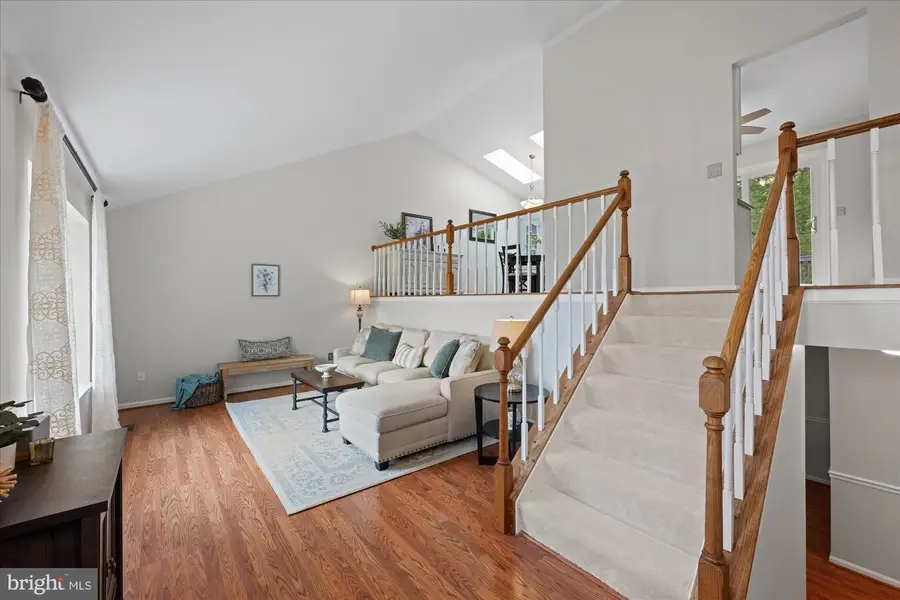 27 Brinks Ct, Sterling, VA 20165 - #2