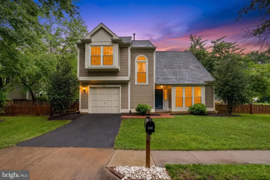 301 Deerpath Ave Sw, Leesburg, VA 20175 - #2
