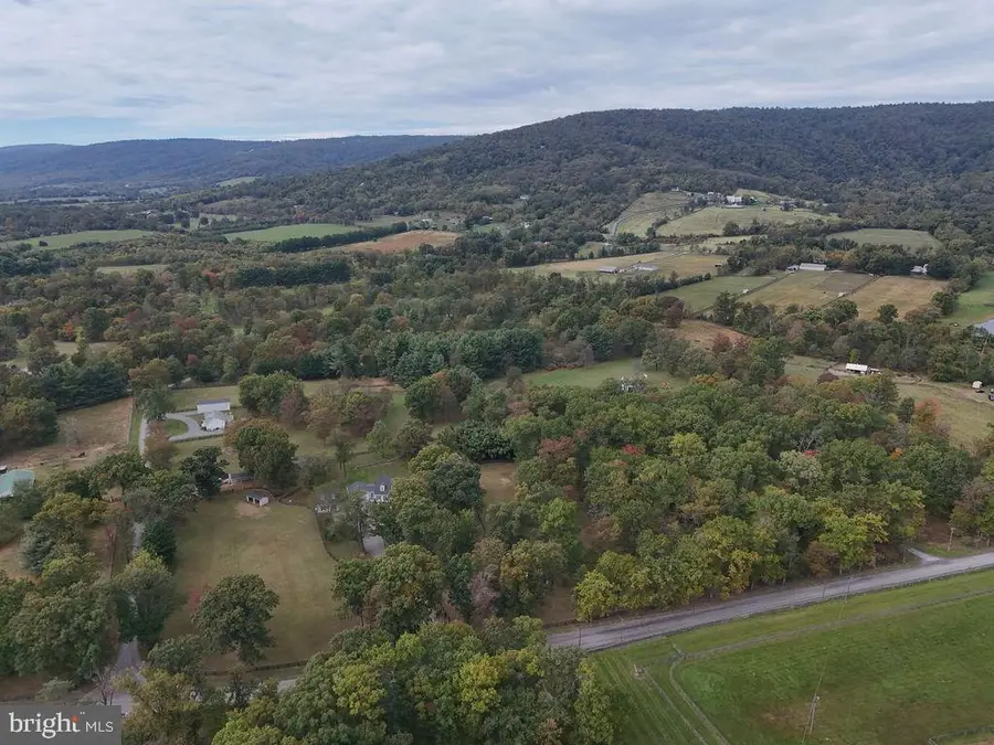 19821 Foggy Bottom Rd, Bluemont, VA 20135 - #2