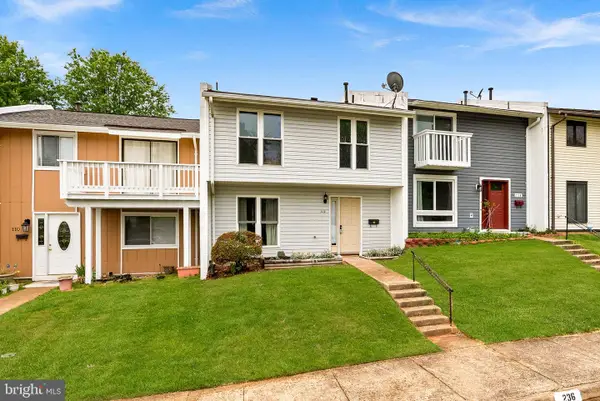 112 Richland Cir, STERLING, VA 20164