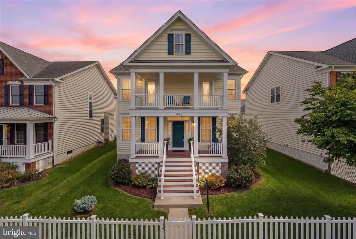25202 Justice Dr, Chantilly, VA 20152 - #1