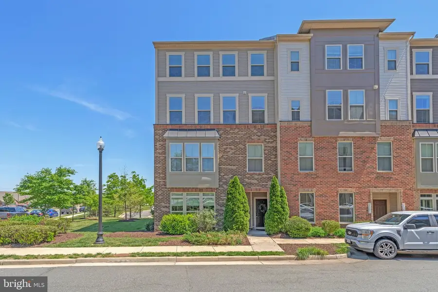 25286 Gray Poplar Ter, Aldie, VA 20105 - #2