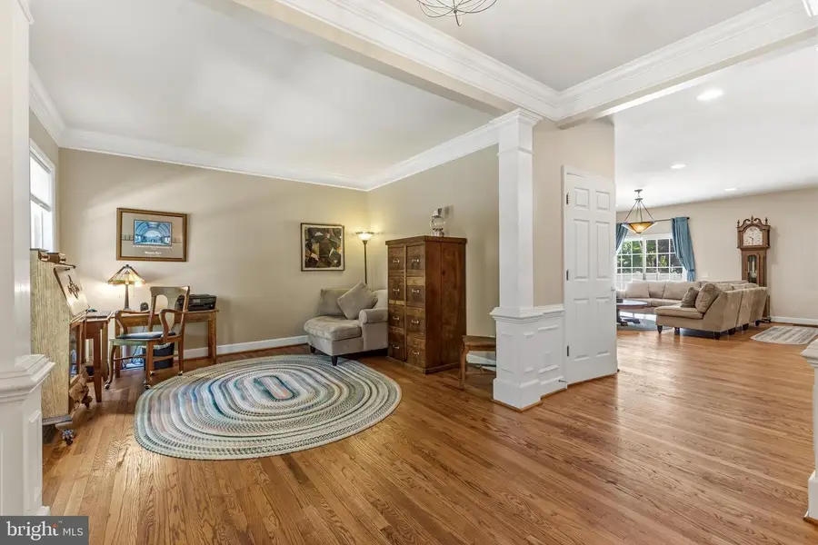 20791 Red Cedar Dr, Leesburg, VA 20175 - #3