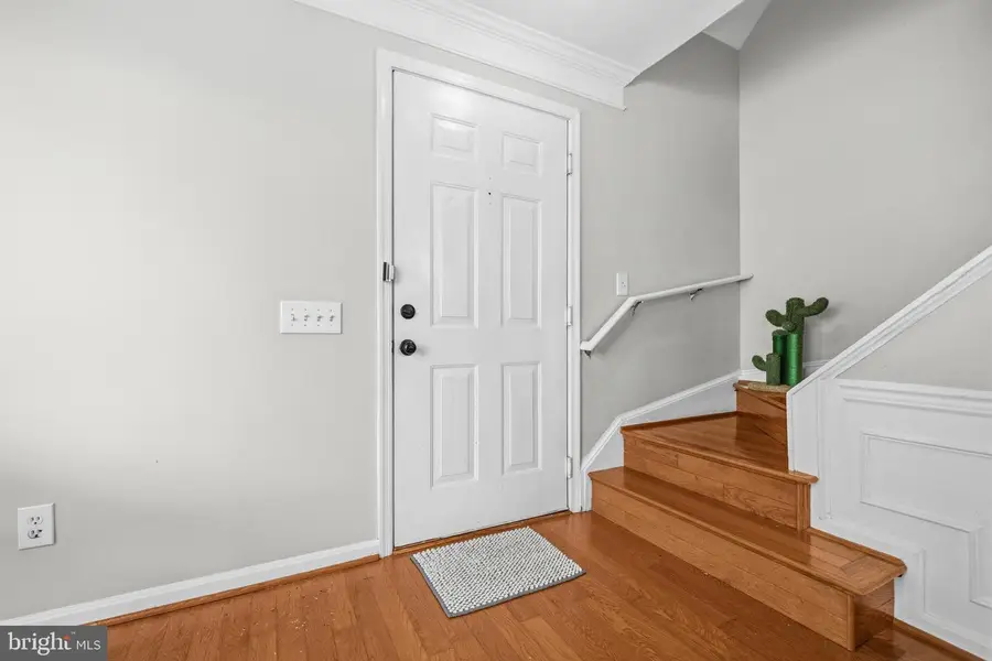 21843 Baldwin Sq #301, Sterling, VA 20164 - #2