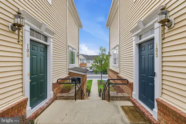 43905 Hickory Corner Ter #105, ASHBURN, VA 20147