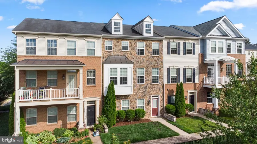 46680 Joubert Ter, Potomac Falls, VA 20165 - #2